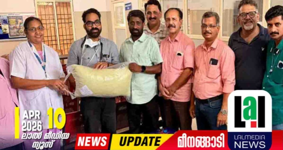 ധ്വനി കൾച്ചറൽ സൊസൈറ്റി തലയിണകൾ നൽകി